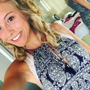 Meet your Posher, Emilee